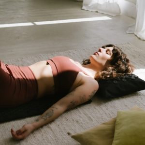 Akupresurna masažna prostirka